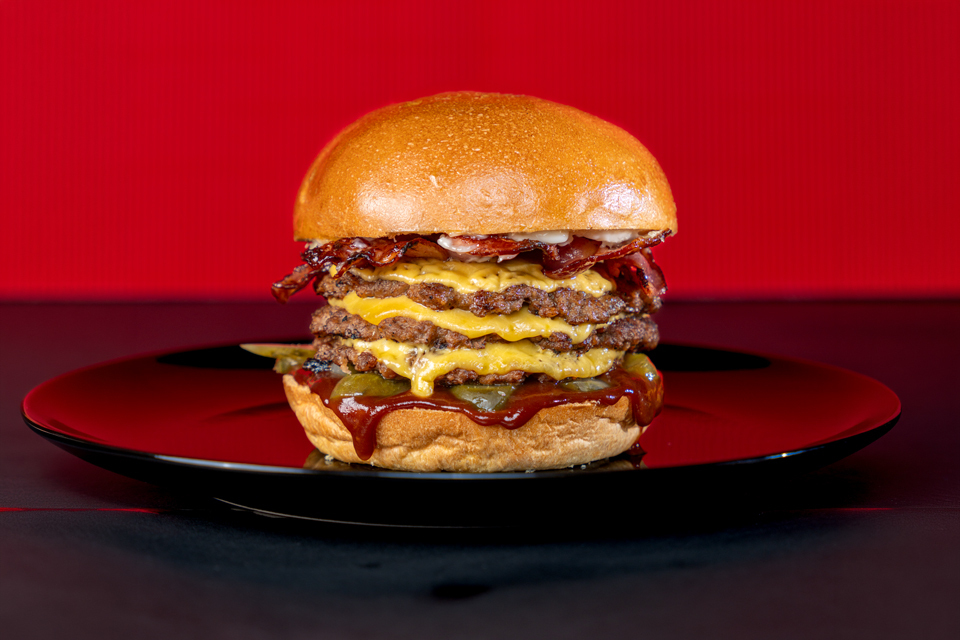 SMASHED 90 01 01 134 4